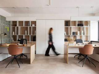 Дизайн интерьера офисного пространства ИКРА, OBJCT OBJCT Minimalistyczne domowe biuro i gabinet