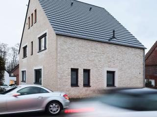 Modernes Zweifamilienhaus, Architekten Spiekermann Architekten Spiekermann Multi-Family house