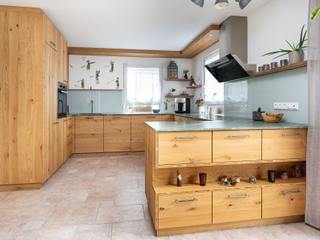Naturverbundene Schreinerküche aus Eicheholz, Beer GmbH Beer GmbH Built-in kitchens