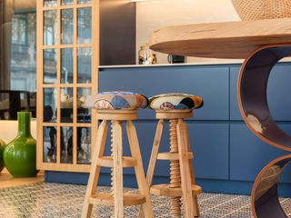 NOVA LOJA Angelourenzzo - Interior Design Modern Study Room and Home Office Plantar, Mobília, Banco, Madeira, Vaso de flores, Amarelo, Planta de casa, Design de interiores, Prateleiras, Mesa