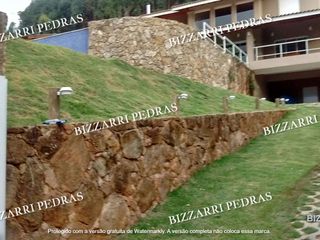 Muros em pedras naturais., Bizzarri Pedras Bizzarri Pedras Steingarten