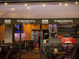 Bar e restaurante Ferreirinha - unidade do Leblon e do Baixo Gávea, Margareth Salles Margareth Salles พื้นที่เชิงพาณิชย์