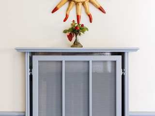 Vorher Bild: Eingangsbereich siworxx Country style corridor, hallway& stairs Heizkörper verstecken,modernisieren,Flur,Räume heller gestalten,rustikal-modern