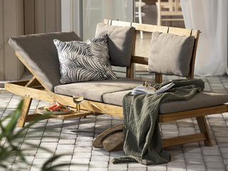 EA20250627-23826 Press profile homify Eclectic style dressing rooms Wood, Outdoor furniture, Furniture, Hardwood, Cushion, Natural material, Plank, Design, Sunlounger, Lumber