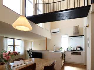 House in Akutagawa, Mimasis Design／ミメイシス デザイン Mimasis Design／ミメイシス デザイン Comedores de estilo moderno