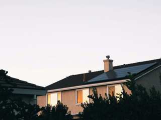 EA20250306-23562 Press profile homify Commercial spaces Daytime, Roof, Architecture, Home, Morning, Sunlight, Evening, Suburb, Chimney, Siding