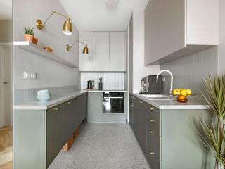 EA20250908-23967 Press profile homify Eclectic style dressing rooms Kitchen, Kitchen Appliance, Countertop, Interior design, Cabinetry, Flooring, Wood, Furniture, Major appliance, Lighting