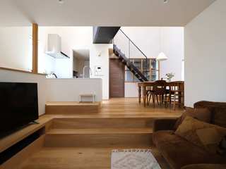 House in Akutagawa, Mimasis Design／ミメイシス デザイン Mimasis Design／ミメイシス デザイン Salas de estilo moderno