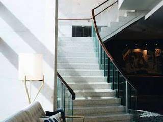 EA20250127-23449 Press profile homify Asian style bathroom Interior design, Furniture, Flooring, Floor, Wood, Ceiling, Lighting, Light fixture, Living room, Couch