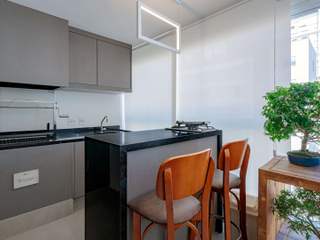 Apartamento minimalista, Tikkanen arquitetura Tikkanen arquitetura Weitere Zimmer