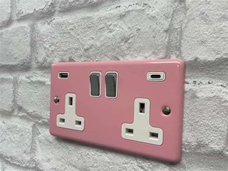 Colourful Sockets and Switches, Socket Store Socket Store Moderne woonkamers