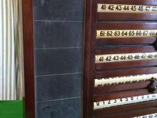 Antique snooker scoreboard, Brown's Antiques Billiards and Interiors Brown's Antiques Billiards and Interiors 다른 방