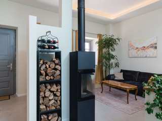 Keep Your Home Cozy During Winter - Choose your Fireplace., CORE Architects CORE Architects Weitere Zimmer