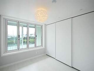 양평 동양엔파트 25평 인테리어 - 폴딩도어 공간활용, 디자인토모 디자인토모 Apartamento