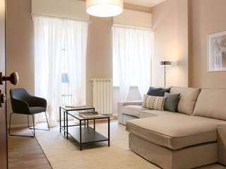 Locazione a Milano - home staging, Arching - Architettura d'interni & home staging Arching - Architettura d'interni & home staging Moderne Wohnzimmer