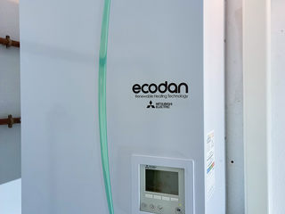 Fornecimento e Instalação de Bomba de Calor Mitsubishi Electric ECODAN Termocelsius Climatização Unipessoal, Lda. Villas Gás, Máquina, Eletricidade, Engenharia, Fornecimento elétrico, Fonte, Sala