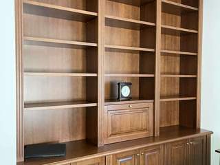 Mobili Libreria- Soluzioni su misura , Falegnameria su misura Falegnameria su misura Classic style living room