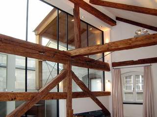 Hall in Tirol 3 | Vom Rohdachboden zum Penthouse, Melis + Melis Architekturbüro Melis + Melis Architekturbüro Apartment