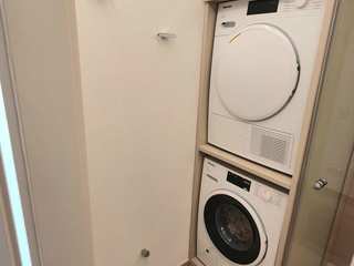 Badezimmer zum Vermieten – Funktional und durchdacht, Stefan Necker - Tegernseer Badmanufaktur Stefan Necker - Tegernseer Badmanufaktur Modern Bathroom