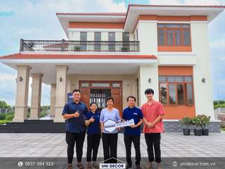 Binh Yen' House - Biệt thự mái nhật 2 tầng tại thị trấn Đất Đỏ, Bà Rịa Vũng Tàu, CÔNG TY TNHH THIẾT KẾ & XÂY DỰNG UNI DECOR CÔNG TY TNHH THIẾT KẾ & XÂY DỰNG UNI DECOR Dom jednorodzinny