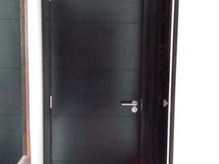Black Ash Veneered Doors with Feature Grooves, Evolution Panels & Doors Ltd Evolution Panels & Doors Ltd أبواب داخلية