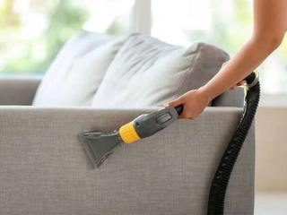 Atelier Limpeza de estofos e Impermeabilização de Tecidos. Atelier Limpeza e Impermeabilização, Sofás, Carpetes, Colchões, Cadeiras, Cortinados, Alcatifas, almofadas. Particulares, Hotelaria, Restauração, Empresas. Villas Mão, Manga, Gesto, Colarinho, Dedo, Equipamento de audio, Óculos, Dispositivo, Porta do veículo, Cintura