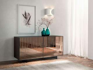 Modernes Esszimmer mit Spiegelglas Sideboard, Livarea Livarea Minimalist dining room Brown