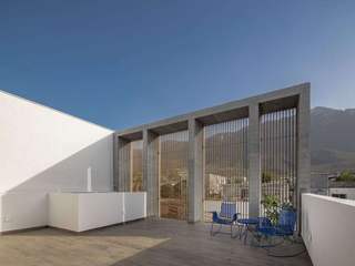 Casa Sierra Madre / LGZ Taller de Arquitectura, Caesarstone Caesarstone Maison individuelle