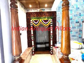 CHETTINAD COURTYARD WOODEN PILLARS, Indian Antiques Pillars contact:+919986583836 Indian Antiques Pillars contact:+919986583836 Asian style corridor, hallway & stairs
