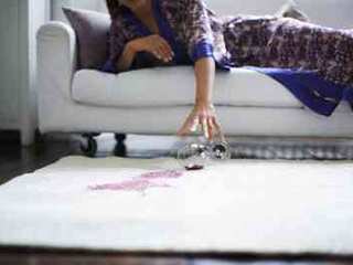 Limpeza e impermeabilização de Tecidos. Atelier Limpeza e Impermeabilização, Sofás, Carpetes, Colchões, Cadeiras, Cortinados, Alcatifas, almofadas. Particulares, Hotelaria, Restauração, Empresas. Apartment Mobília, Sofá, Conforto, Roxo, Coxa, Pisos, sofá de estúdio, Sala de estar, Joelho, Design de Moda