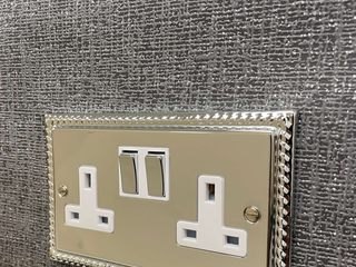 Chrome Sockets and Switches, Socket Store Socket Store Moderne woonkamers