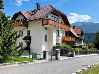 Umbau in Absam | Alterswohnsitz in der Villa, Melis + Melis Architekturbüro Melis + Melis Architekturbüro Multi-Family house