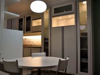 Cozinhas, Cristina Reyes Design de Interiores Cristina Reyes Design de Interiores Built-in kitchens