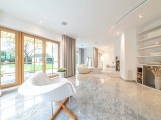 Home Staging einer Villa mit runden Charakter in München, Aschheim, Münchner home staging AGENTUR GESCHKA Münchner home staging AGENTUR GESCHKA Single family home