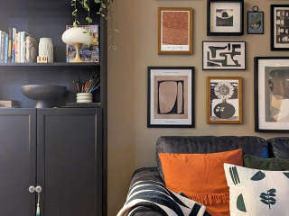 Stylish Wall Gallery, Wallsauce.com Wallsauce.com Classic style living room