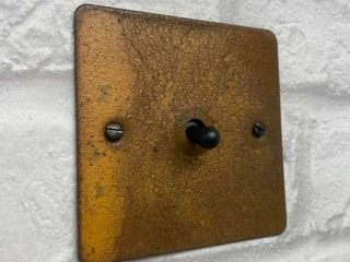 Rust Sockets and Switches, Socket Store Socket Store Industriële woonkamers