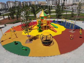 Kilis Çocuk Oyun Parkı - Gezegen X Kent Mobilyaları, Gezegen X Kent Mobilyaları Gezegen X Kent Mobilyaları Передний двор