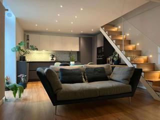 Articolo intervista GL ARCH Studio di Progettazione Architettonica e Design Villas Proprietà, Mobilia, Divano, Pianta, Comfort, Legna, Illuminazione, Design degli interni, Pavimento, Pavimentazione