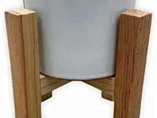 Maceta con Base De Madera Press profile homify Jardín interior